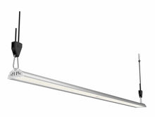 Load image into Gallery viewer, HLG SABER 150 4ft Veg Lamp